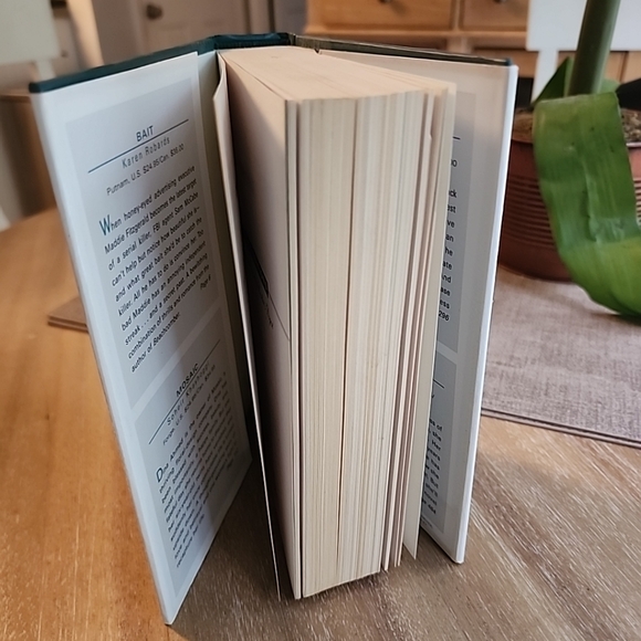 2005 Reader's Digest Hardcover Book "Select Editions" 4 Books In One - Picture 4 of 5